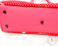 Load image into Gallery viewer, Queen Of Hearts Everyday Tote Bag