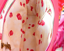 Load image into Gallery viewer, Queen Of Hearts Everyday Tote Bag