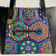 Load image into Gallery viewer, Kirra Everyday Tote Bag