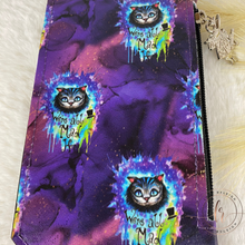 Load image into Gallery viewer, Cheshire Cat Purse Pal