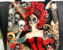 Load image into Gallery viewer, Las Clegantes Everyday Tote Bag