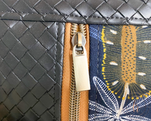 Load image into Gallery viewer, Botanical Zippy Clutch