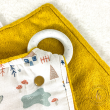 Load image into Gallery viewer, Woodlands White Teething Comforter
