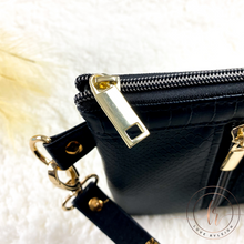 Load image into Gallery viewer, Amari Zippy Clutch
