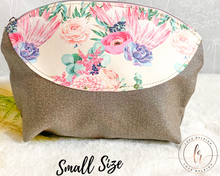 Load image into Gallery viewer, Succulent Cosmetic/PoppyPouch
