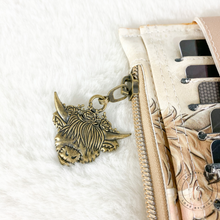 Load image into Gallery viewer, Highland Cow Purse Pal
